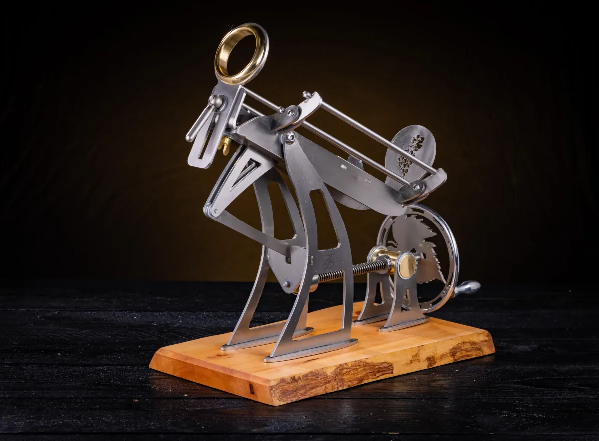 Dekantiermaschine für Großflaschen